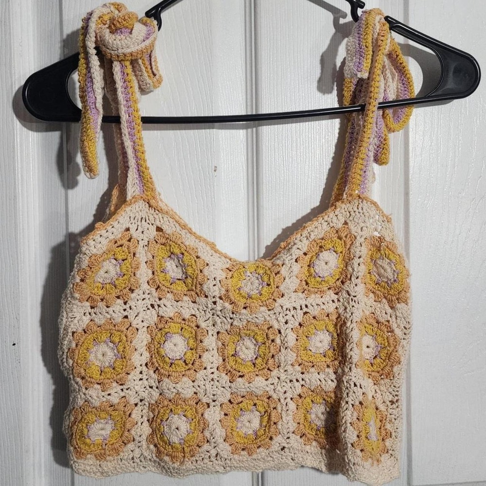 Cream Floral Crochet Crop Top